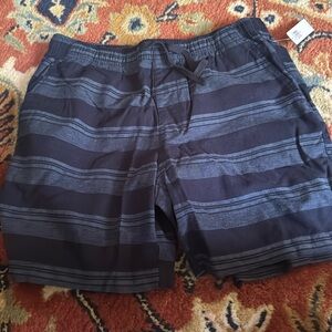 NWT Men’s Old Navy Navy blue striped linen jogger shorts